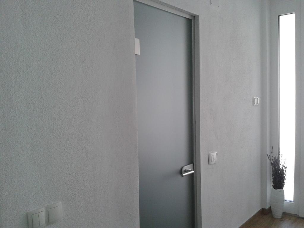 Viola & Free Parking Apartmán *